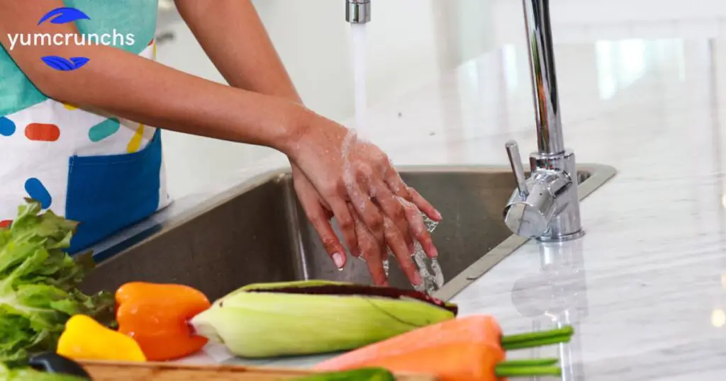 Prevent poor food safety with handwashing