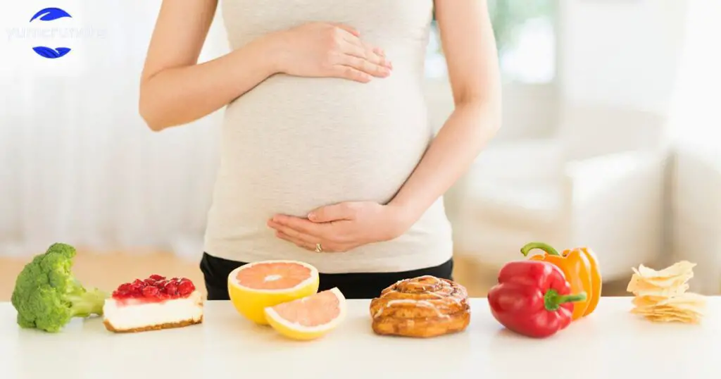 Potential Risks of Consuming Spicy Food While Pregnant